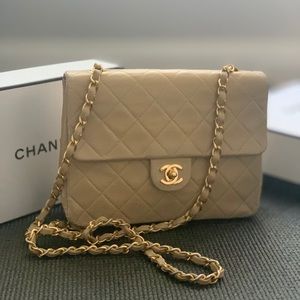 Chanel beige square flap - Lambskin